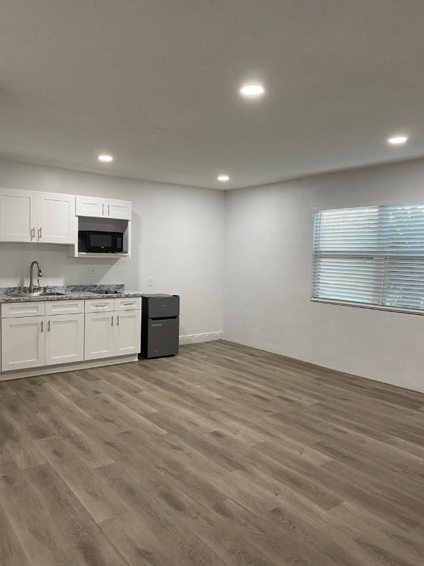 Altamonte Springs House: 571 Lynchfield ave