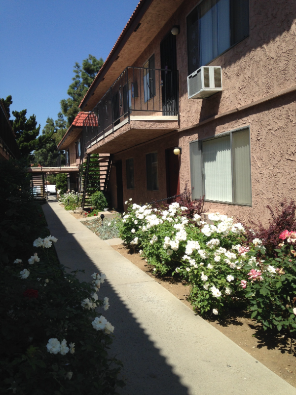 Covina Apartment: 5132 N. Glendora Ave