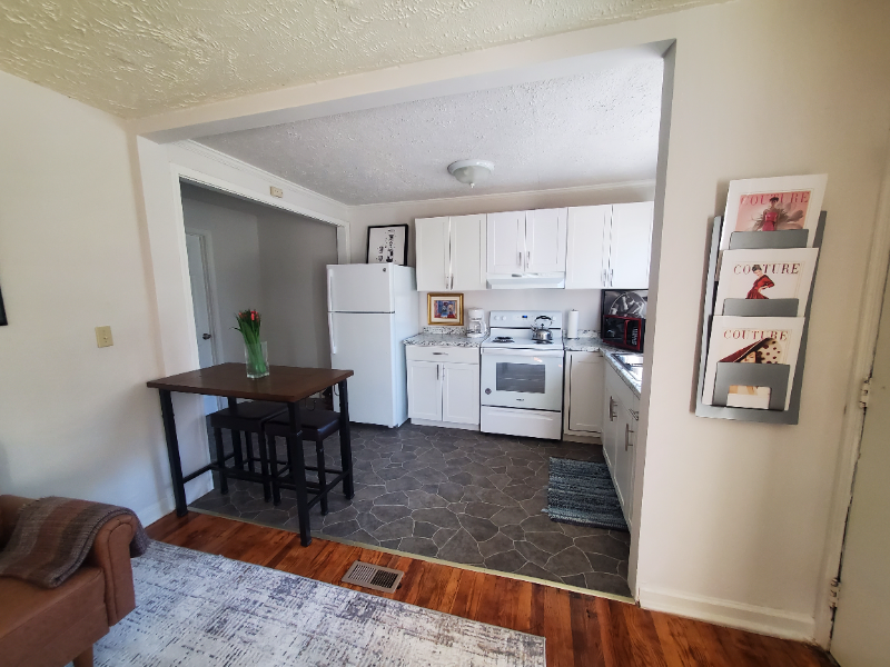 Atlanta House: 1431 Nash Road