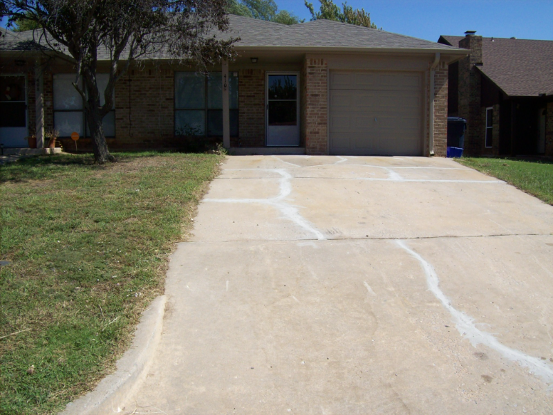 Yukon House: 410 S.Greengate Dr