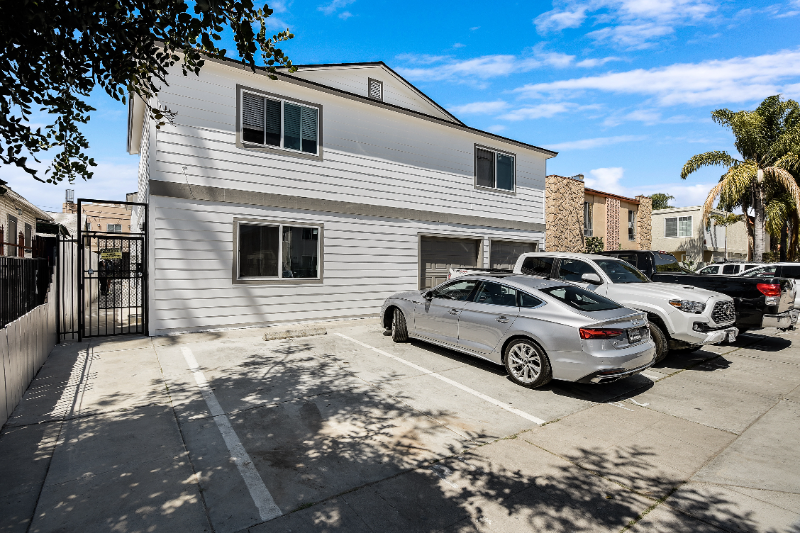 San Diego Apartment: 4142 44th street