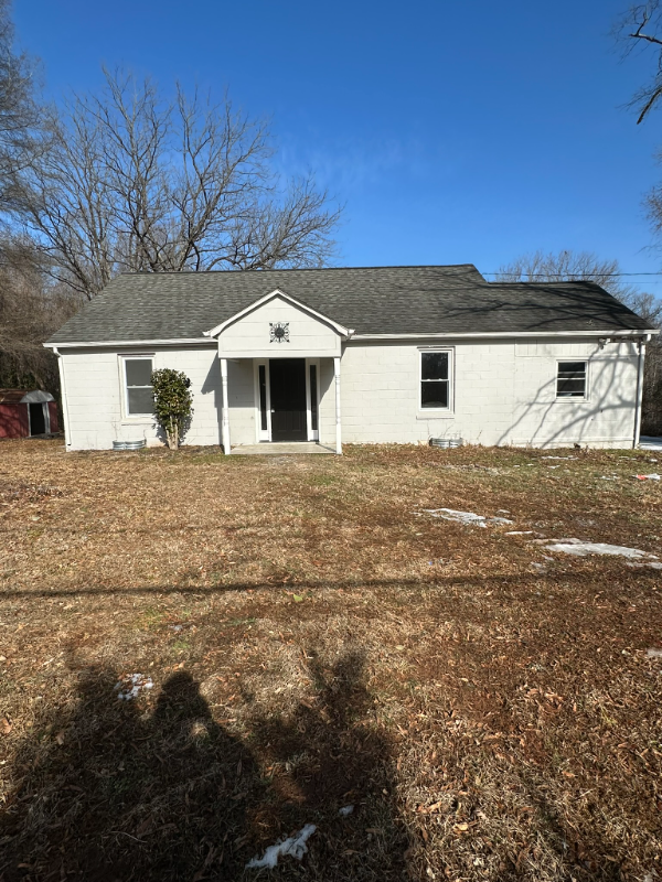 Winston Salem House: 2715 Cole Rd