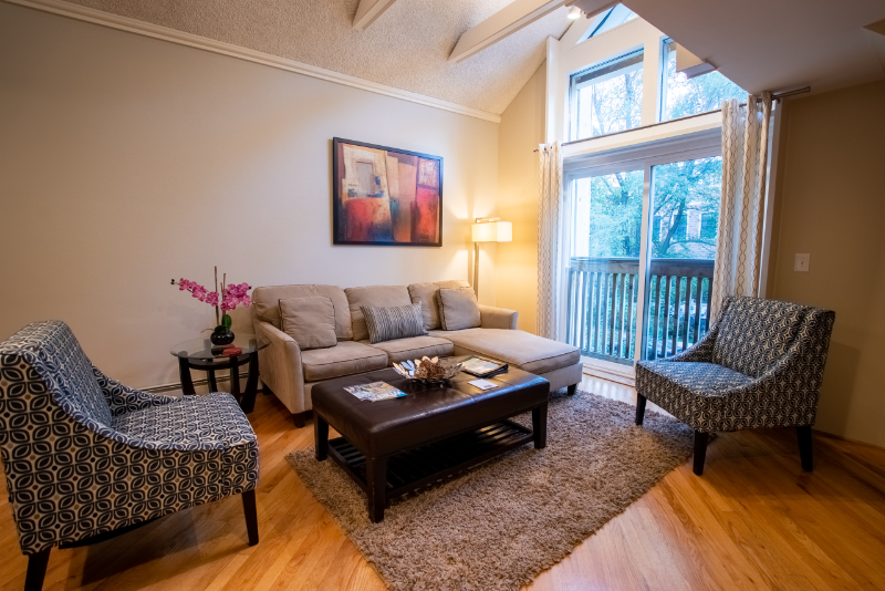 Chicago Multiplex: 830 W Altgeld St