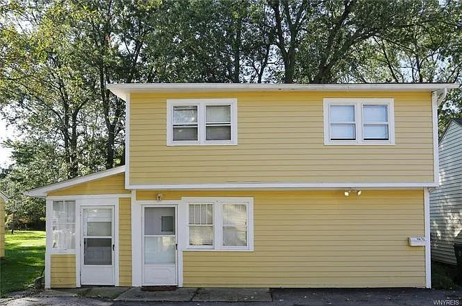 North Tonawanda House: 706 1/2 Nash Road