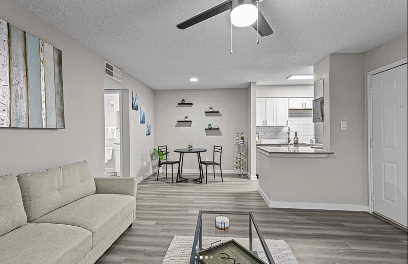 Fort Worth Apartment: 6776 Westcreek Street South