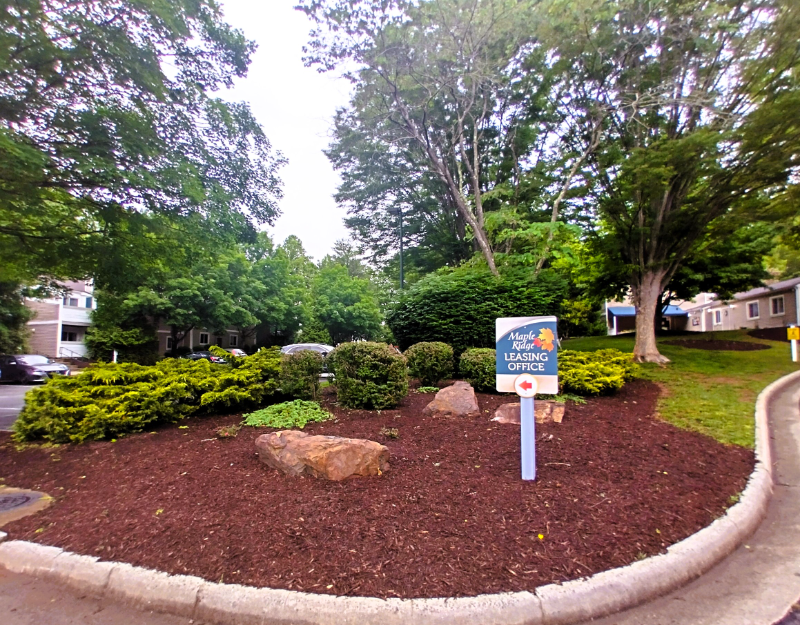 Lynchburg Apartment: 600 Reusens Road