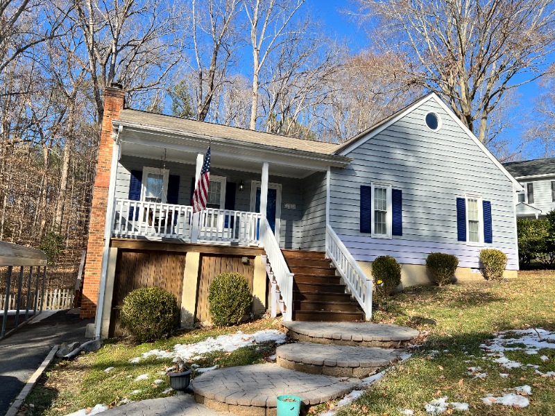 Midlothian House: 11906 Lockett Ridge Pl