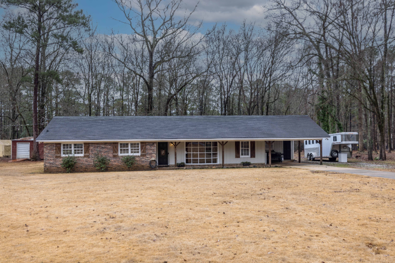 Fortson House: 99 Southview Dr