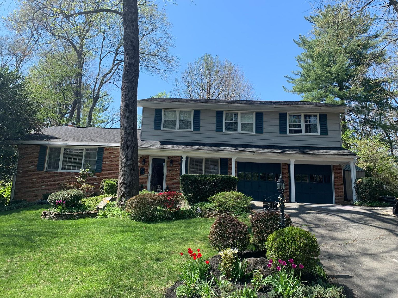 Annandale House: 8310 Chivalry Rd