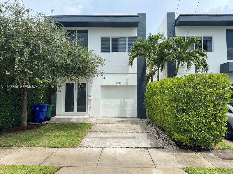 Miami House: 2933 SW 27th Ter