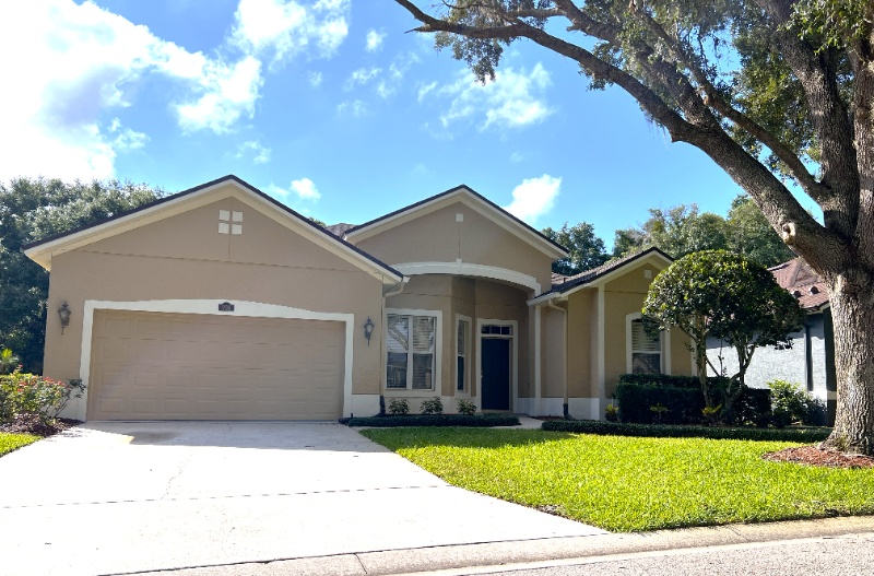 Lake Mary House: 708 Lakeworth Cir