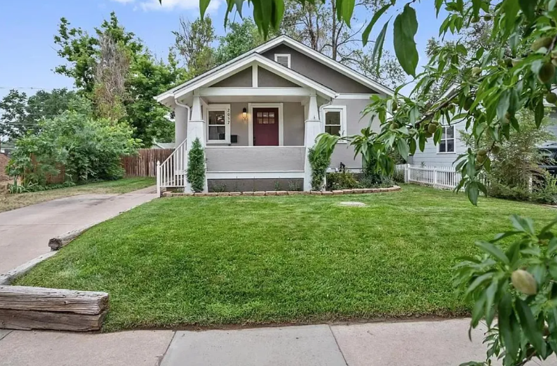 Denver House: 2057 S Williams St