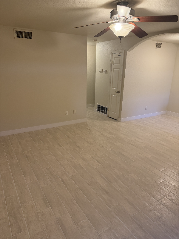 Sacramento Condo: 4713 Amber Ln