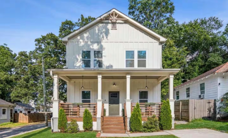 Atlanta House: 240 laurel avenue sw
