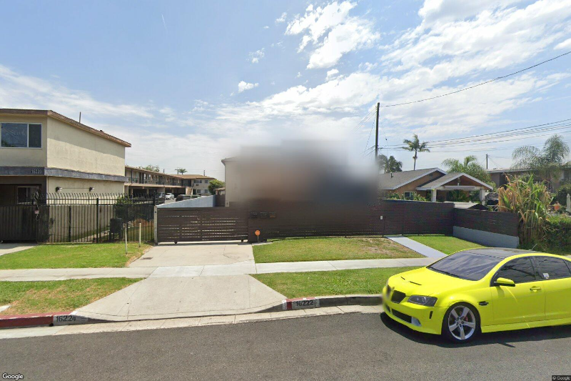 Bellflower House: 16222 Eucalyptus Ave