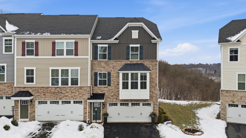 Pittsburgh Townhome: 110 Curtis Court