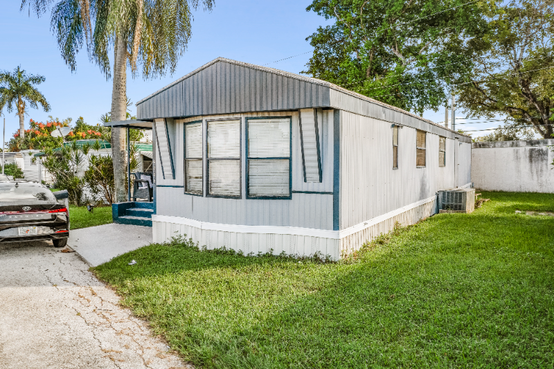 Davie Other: 4732 SW 46th Ln