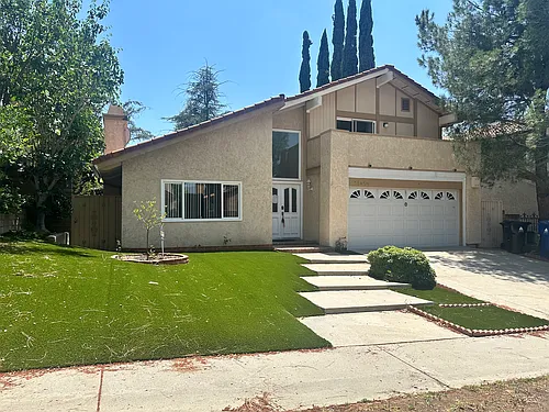 Northridge Apartment: 18406 Tuba Street