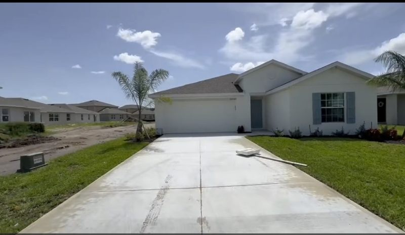 Lehigh Acres House: 12312 Amber Waves Rd