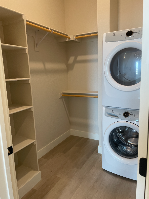 Denver Apartment: 2600 Wewatta Way