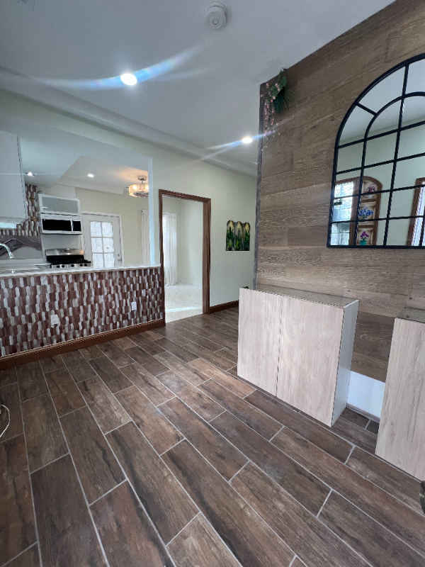 Lyons Apartment: 7935 Ogden Ave