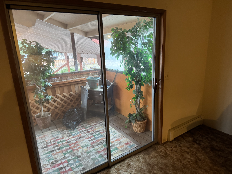 Laclede Multiplex: 185 Peaceful Place