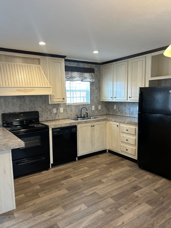 Ridgeland Other: 302 LAKEVIEW ROAD