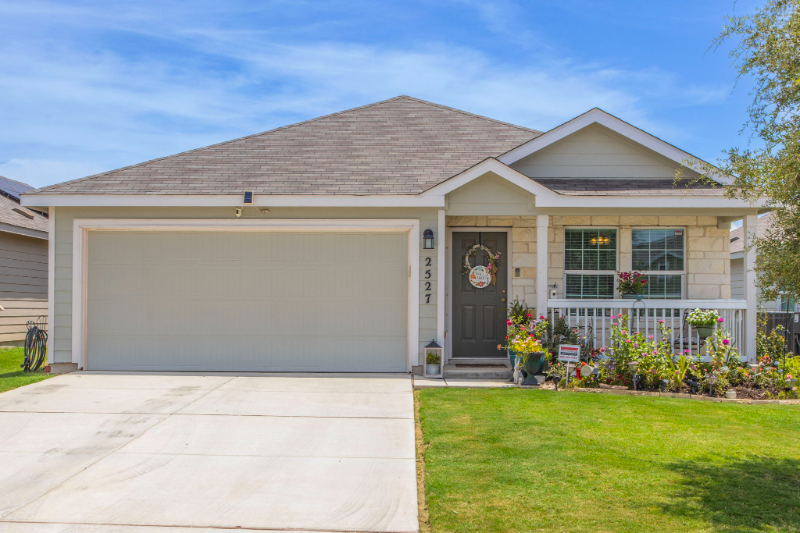 New Braunfels House: 2527 Pechora Pipit