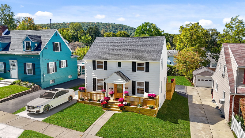 Binghamton House: 116 Mary St