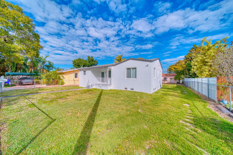 Miami House: 4345 SW 5th Ter