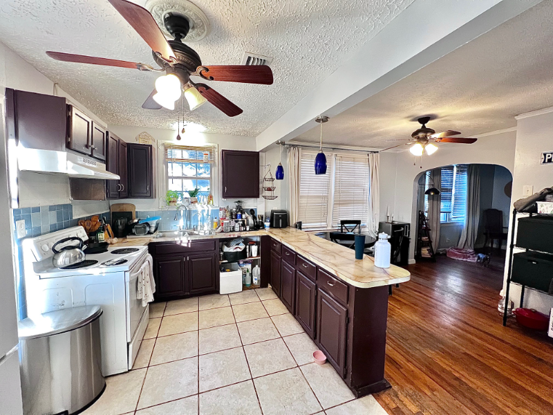 Jacksonville House: 6718 Drayton St