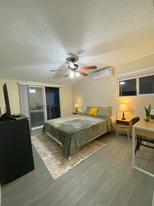 GARDEN GROVE Multiplex: 11999 Della Lane