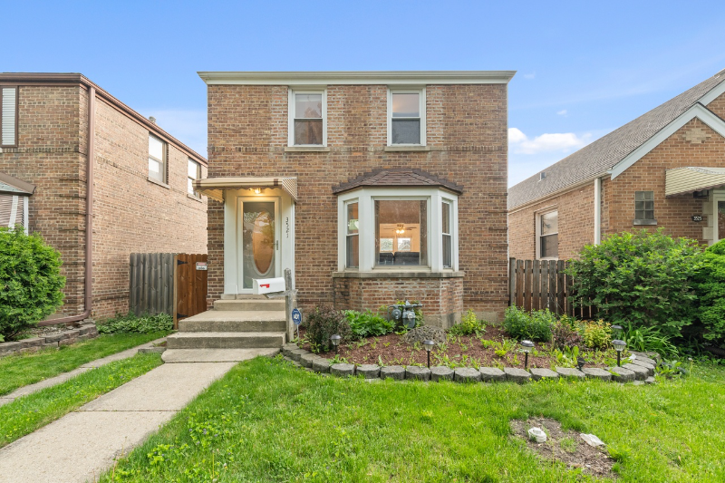 Cicero House: 3521 S Austin Blvd