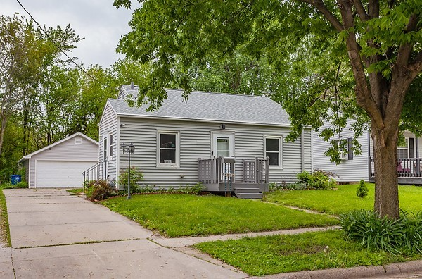 Des Moines House: 601 Grandview Ave