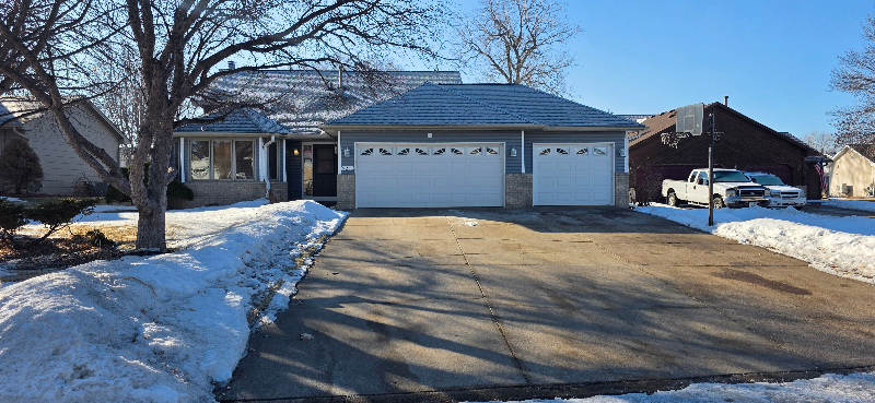 Brooklyn Park House: 9231 Queens Garden