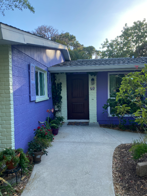 Englewood House: 1620 Manor Road