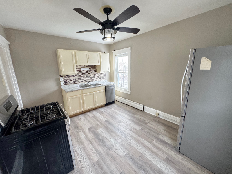 Cleveland Apartment: 3336 41st ST