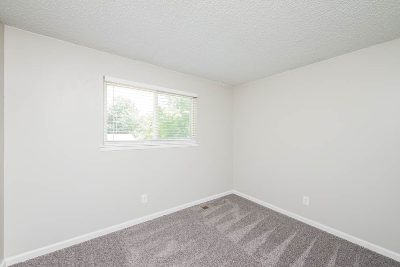 Aurora House: 2822 S Argonne St