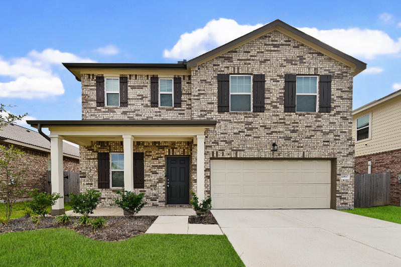 Houston House: 13530 kinsman rd