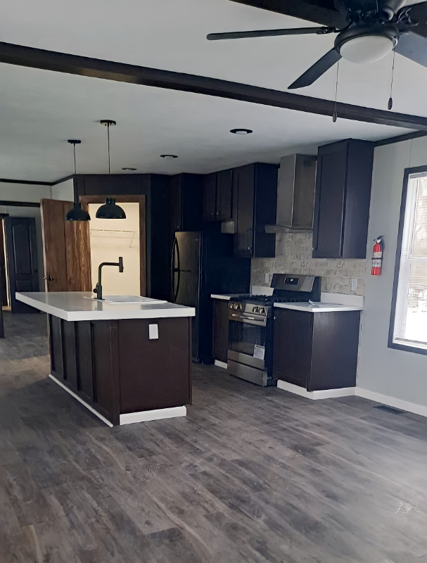 Centralia House: 100 Deerwood Park