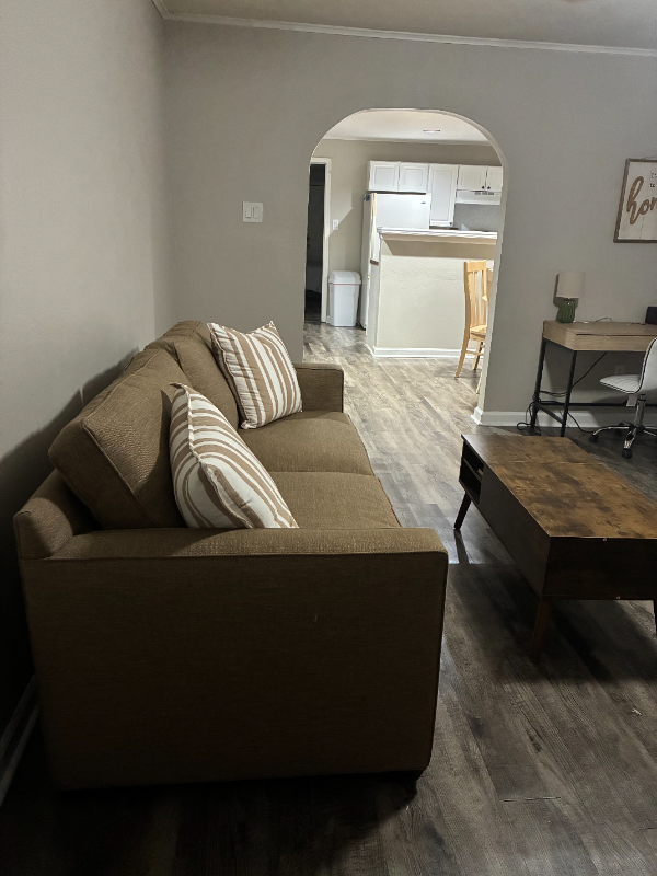 Kansas City House: 4418 N Cypress Ave