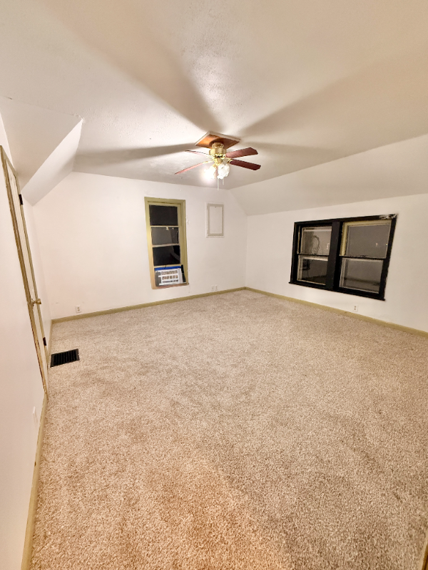 Marshalltown Multiplex: 528 N 1st St