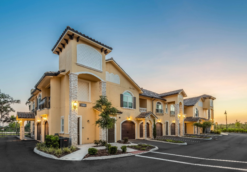 Champions Gate Apartment: 14100 Portofino Way