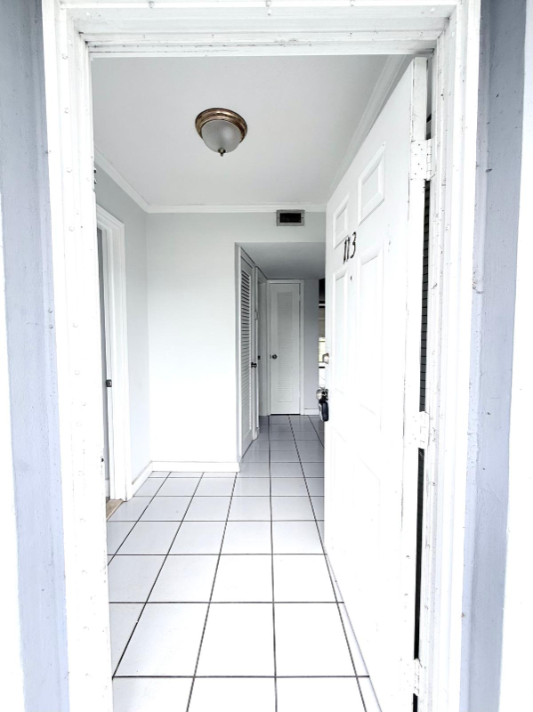 North Miami Beach Condo: 1601 NE 191st Street