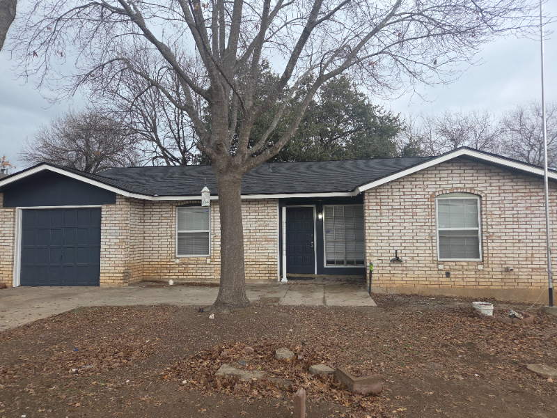 San Antonio House: 5919 Paddock