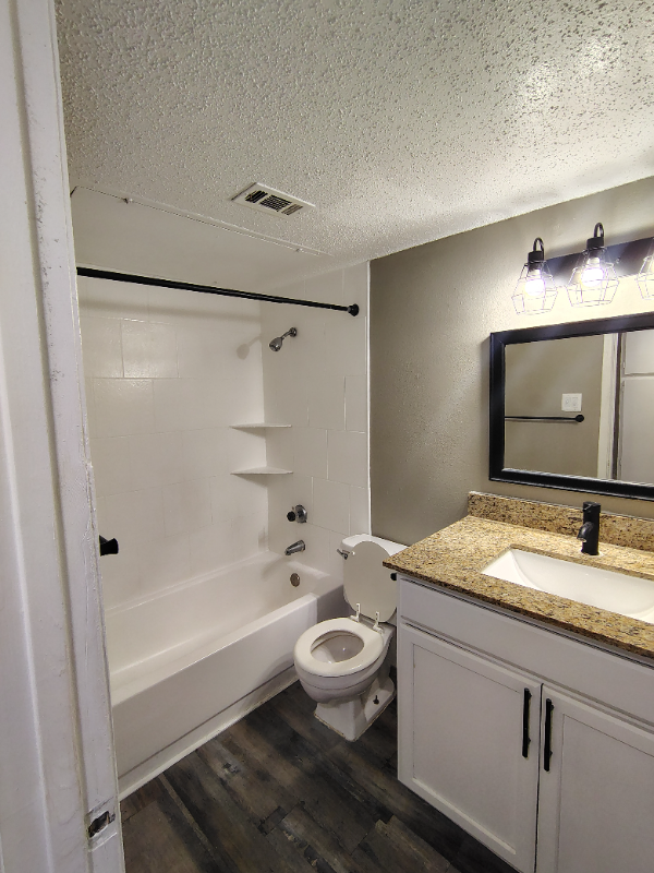 Arlington House: 412 Summit Ave