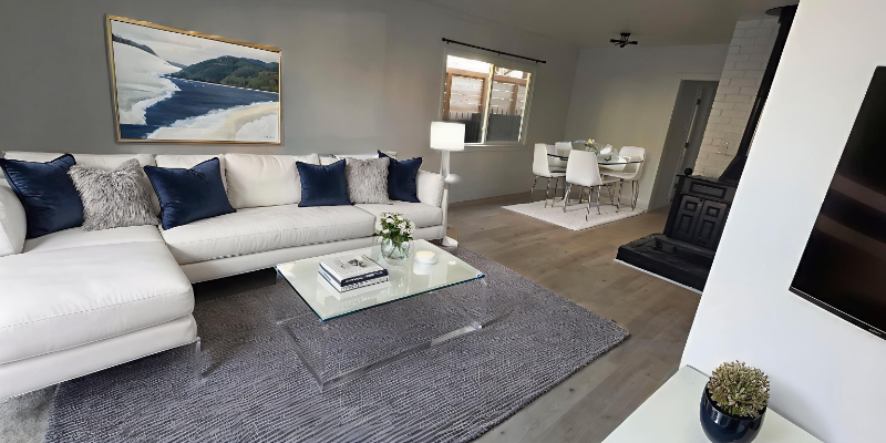 Long Beach Apartment: 1936 Magnolia Ave