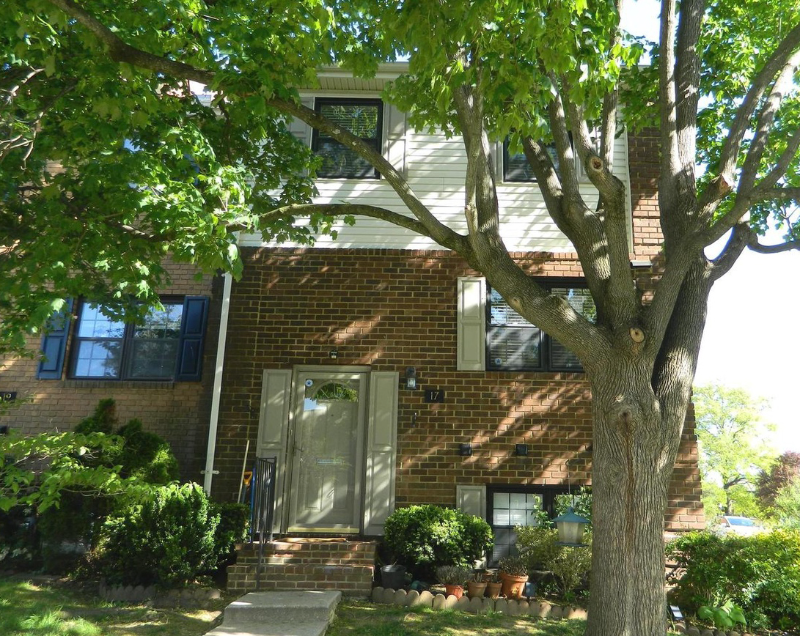 Towson Townhome: 17 Theo Lane