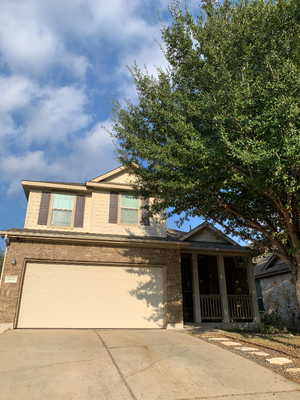 Austin House: 5900 Zachary Scott St,