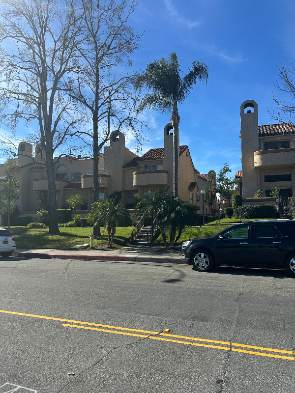 Ontario Condo: 2046 S Bon View Ave